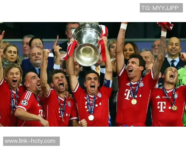 诺伊尔出战584场追平贝肯鲍尔成拜仁队史第五人